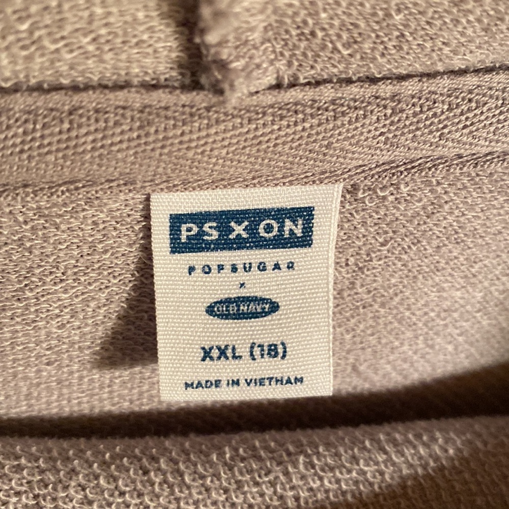 Gray Hooded Sweatshirt. - Picture 4 of 5